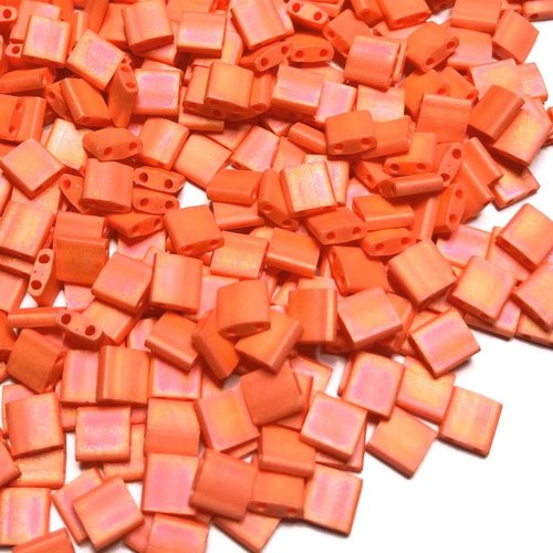 Tila beads, orange mat, 5*5*1,9 mm. tl0406fr