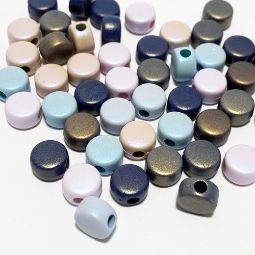 50 perles palets plats, acrylique multicolore. irisé.