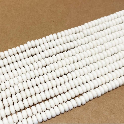 6 mm, perles heishi rondelles, polymère blanc. fil de 40 cm
