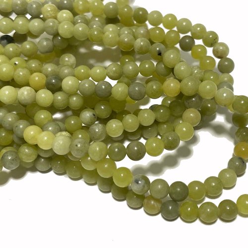 4 mm. perles jade de taïwan. fil env 90 p
