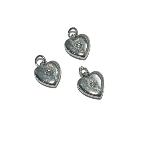 15x10 mm. breloque coeur laiton platine et zircon