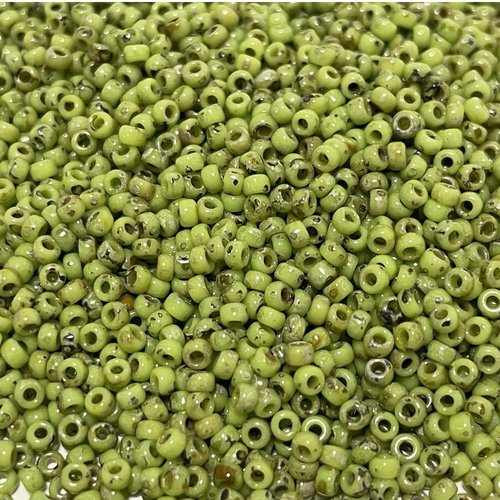 10 g. miyuki perles de rocaille vert chartreuse picasso. 4515