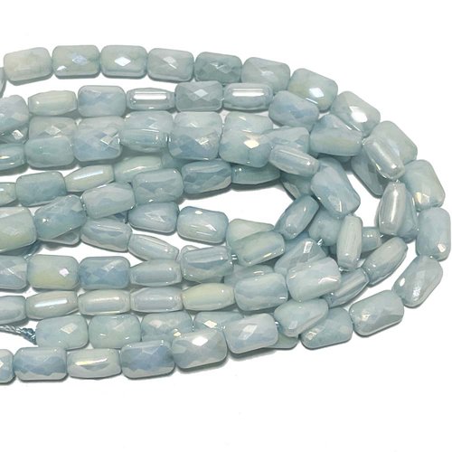 7 *4 mm. 5 perles en verre à facettes bleu clair électroplaqué