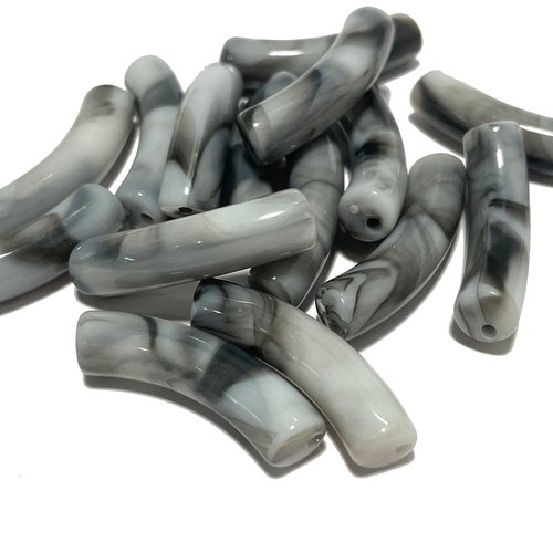 10 perles tubes courbés en acrylique gris marbré. 33 mm