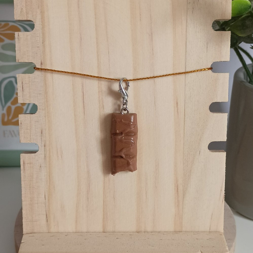 Charms kinder bueno