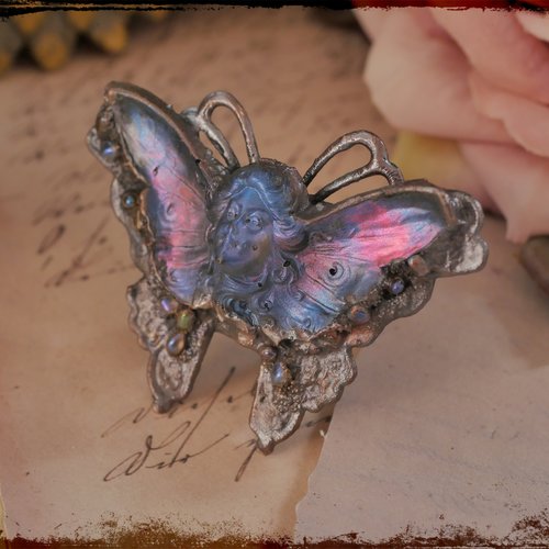 Bague nymphe papillon féerique de style art nouveau en cuivre
