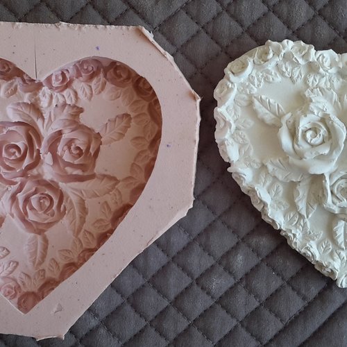 Moule cœur trois roses