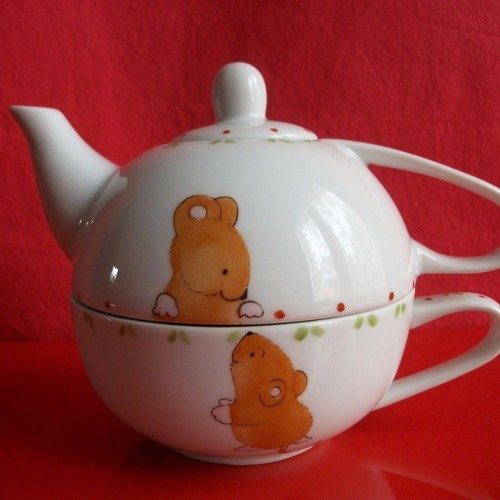 Théière égoïste en porcelaine de limoges  " 2 souris dans une tasse à thé " 