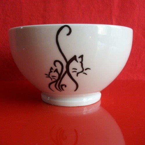 Bol en porcelaine de limoges décoré d'un " couple de chats stylisés" - cadeau maîtresse - cadeau nounou
