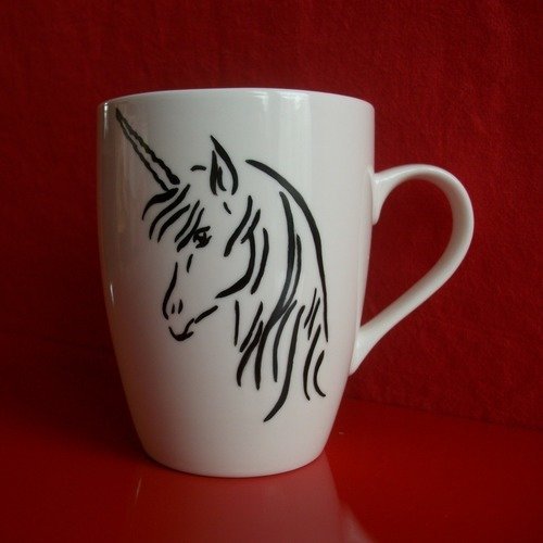 Mug en porcelaine : " licorne " - cadeau maîtresse - cadeau nounou