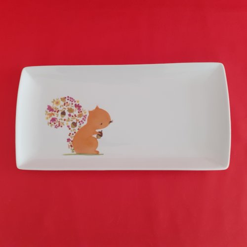 Plat rectangulaire en porcelaine peint à la main de "ecureuil " - plat à cake ou pour bûche de noël - cadeau de noël -