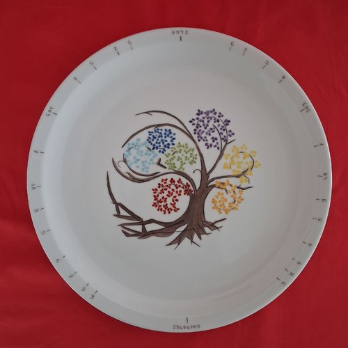 Plat à tarte diviseur en porcelaine "arbre de vie aux couleurs des 7 chakras"