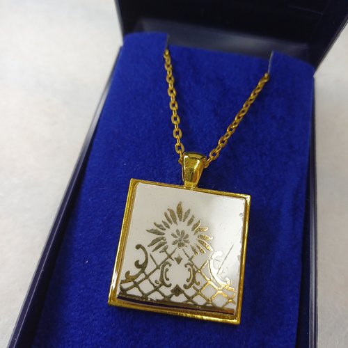 Collier vaisselle ancienne et acier inoxydable