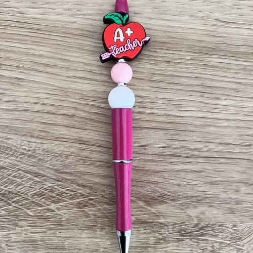 Stylo fuchsia "a+ teacher"