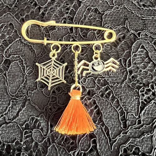Broche dorée halloween