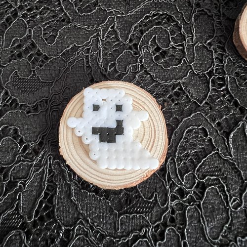 Broche halloween : fantôme