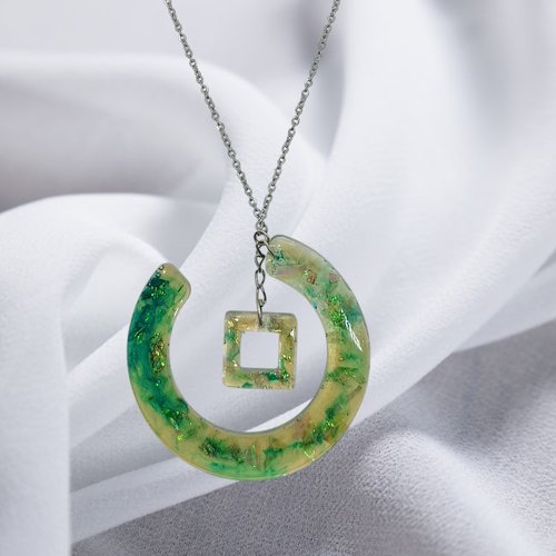 Collier "éclipse"