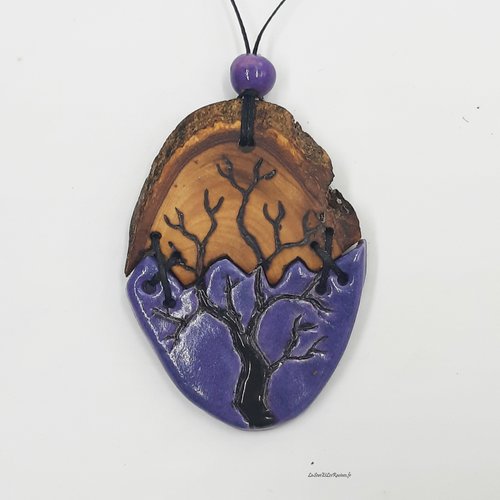 Collier bois et ceramique violette