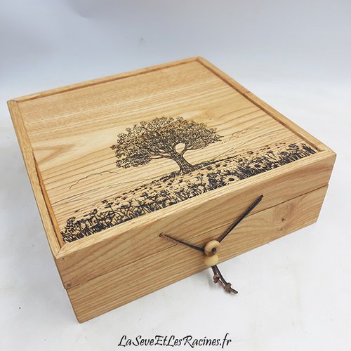 Boîte pour huiles essentielles aromathérapie en bois pyrogravée arbre champs
