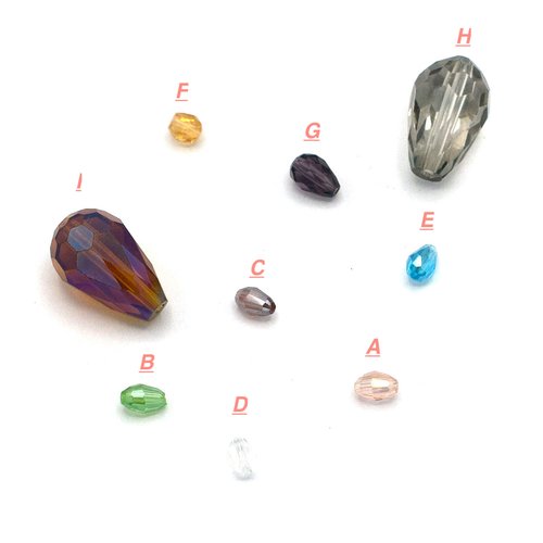 10-30 perles de cristal "goutte d'eau" et "petit olive", couleurs aux choix