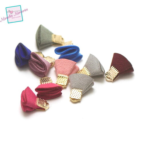 10 pompons suédines "petite fleur"12x14 mm, tête doré , couleurs aux choix