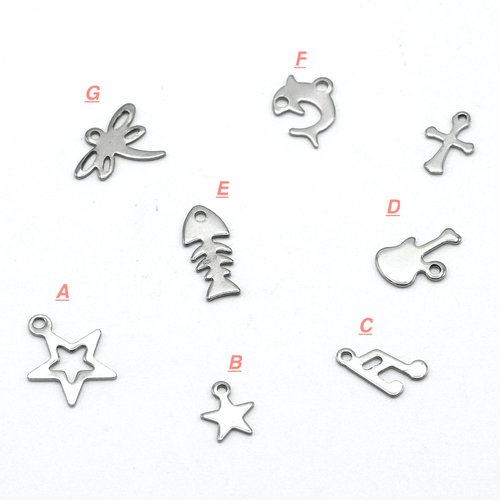 Acier inox: 20 breloques, steel stainless, divers modèles aux choix