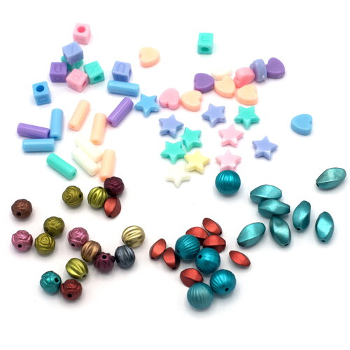 25-50 perles acrylique , divers modèles aux choix