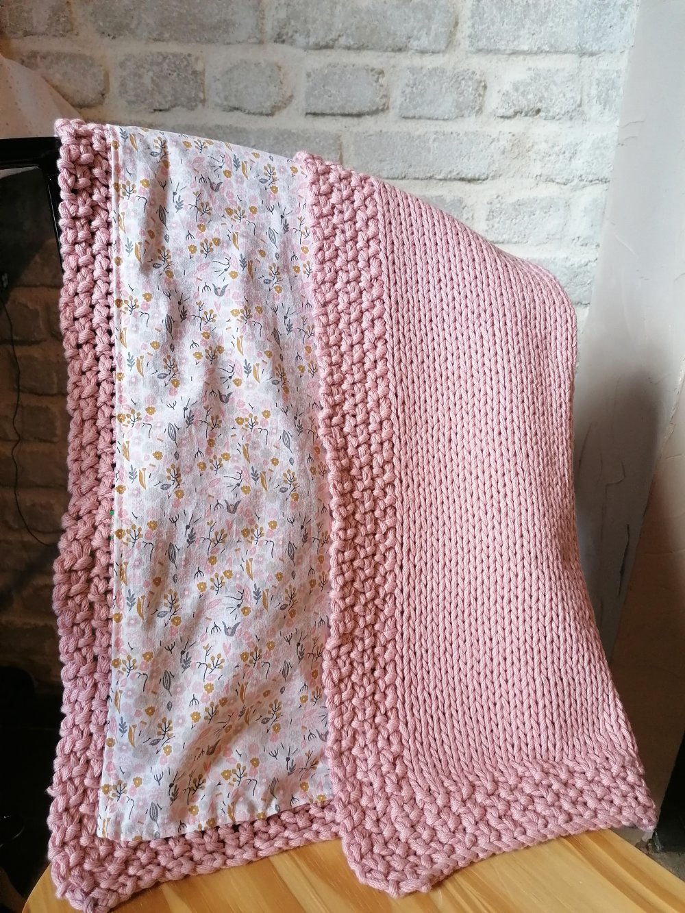 Couverture Bebe En Tricot Collection Fleurs D Ete Sur Commande Un Grand Marche