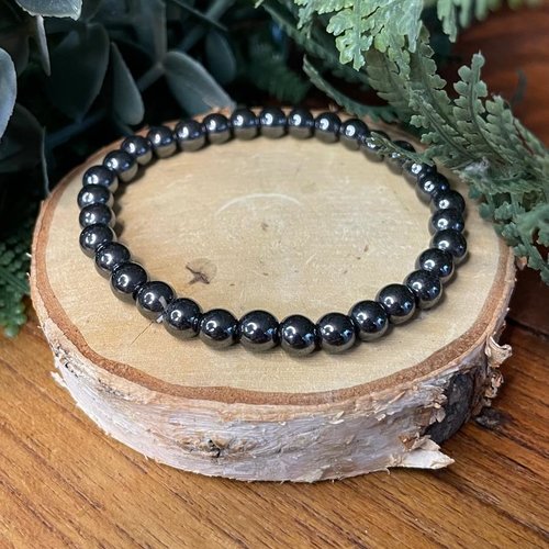 Bracelet en hématite naturelle – pierre d'ancrage & stabilité