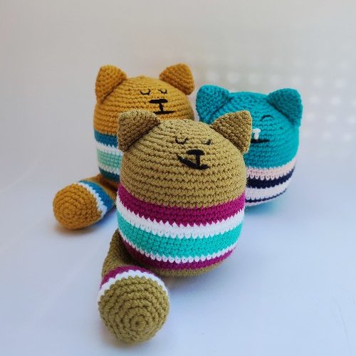 Chat fait main en laine