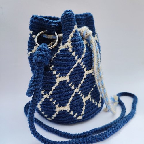 Sac seau bleu marine à bandoulière