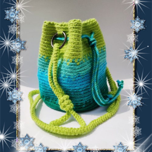 Sac à main fait en fil de coton parfait pour les fêtes de noël