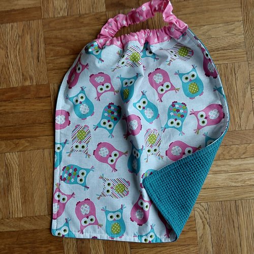 Serviette de cantine élastiquée