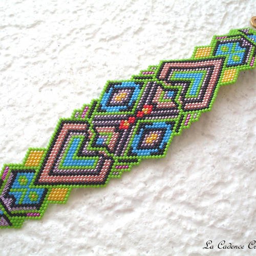 Bracelet manchette en perles délicas multicolore - motifs géométriques - tissé main