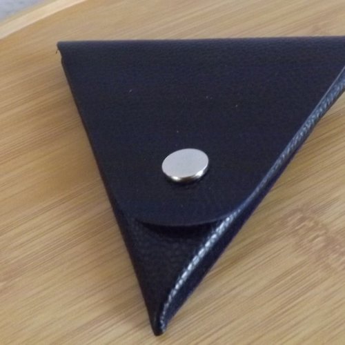 Pmt05- porte monnaie triangle en cuir noir