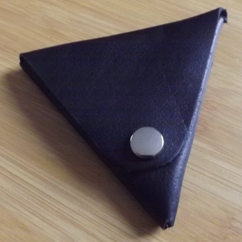 Pmt07-porte monnaie triangle en cuir noir