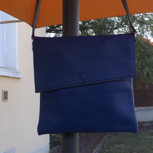 Sam02- sac à main en cuir bleu