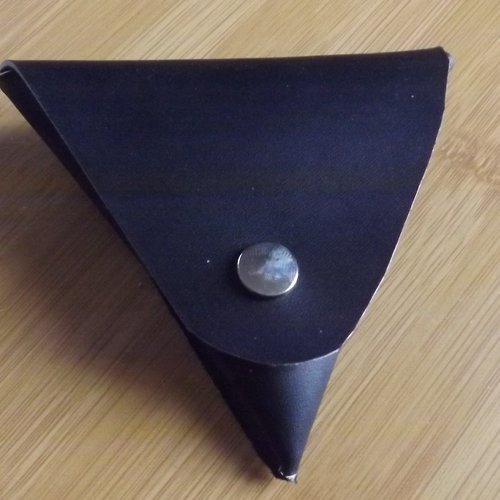 Pmt14- porte monnaie triangle cuir noir