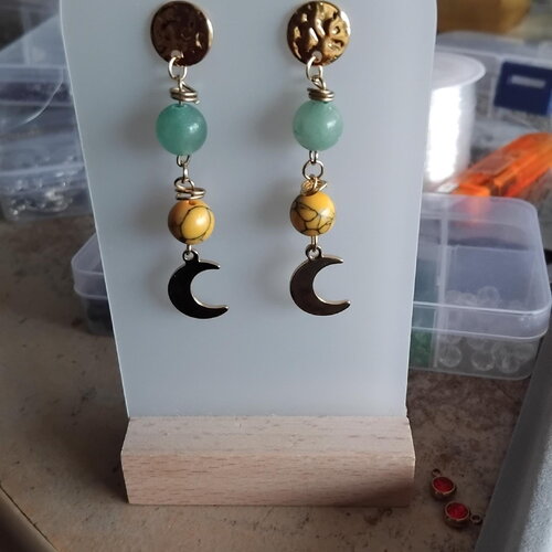 Boucles pendantes pierres naturelles