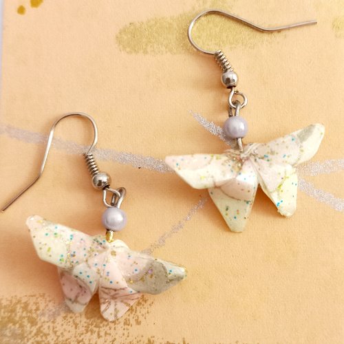 Boucles d'oreilles origami en papier japonais, bijou/bijoux origami, idéal cadeau anniversaire, cadeau fêtes des mères