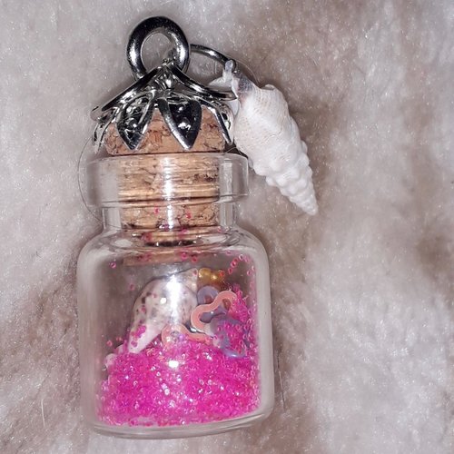 Pendentif mini fiole en verre paillette strass coquillages 