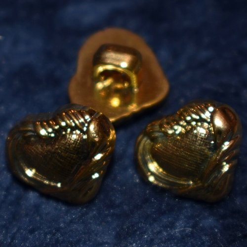6 bouton  coeur couture mercerie scrapbooking