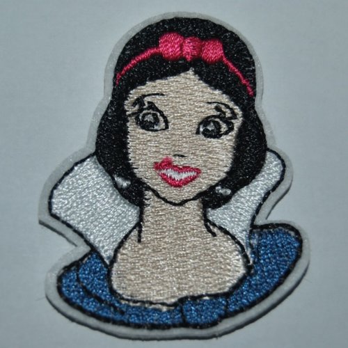 Patch fille blanche neige ecusson thermocollant couture