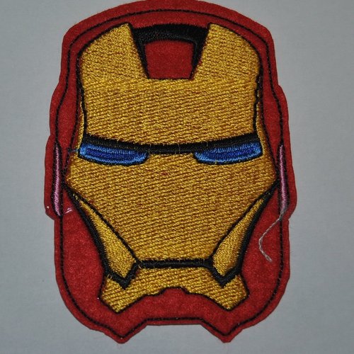 Patch ironman écusson brodé thermocollant coutures