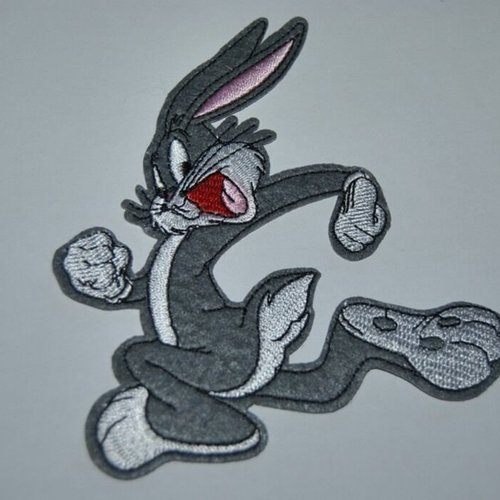 Patch lapin bugs-bunny ecusson brodé thermocollant coutures