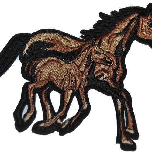 Patch cheval poney écusson brodé thermocollant coutures