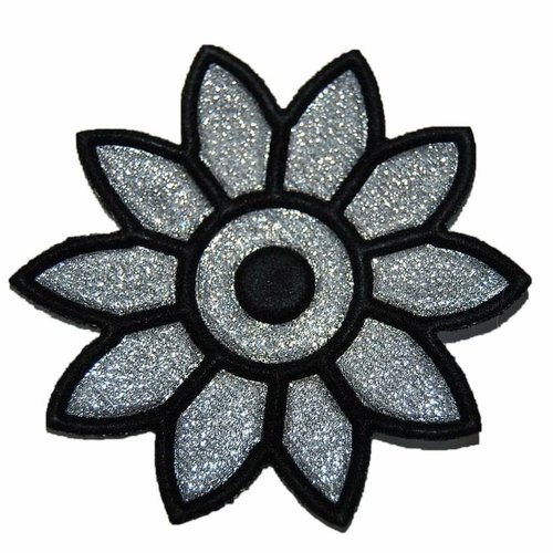 Patch fleur brillante écusson brodé non thermocollant coutures