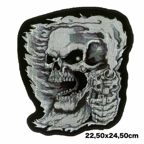 Patch tete de mort écusson brodé thermocollant coutures