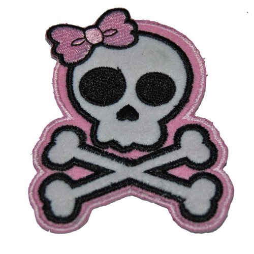 Patch tete de mort écusson brodé thermocollant coutures