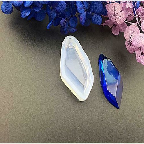 Moule silicone resine pendentif diamant bijoux uv ou eposy pendentif